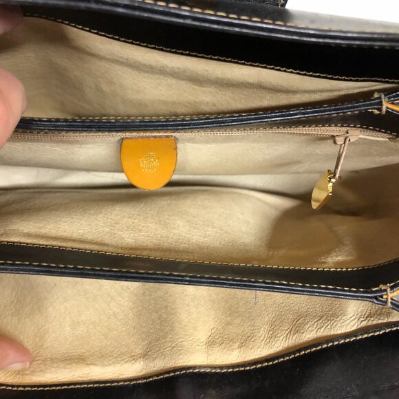 Mark Cross Italian Leather Shoulder Bag - Picture 4 of 11